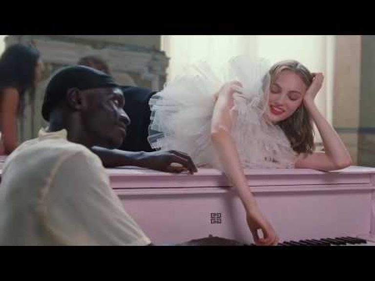 Fran Summers, new Irresistible muse of Givenchy