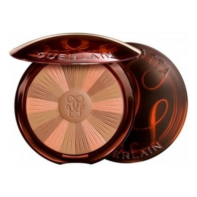 Guerlain Terracotta Light Bronzing Powder, a healthy glow with vitamins