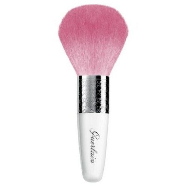 The essential Guerlain Meteorites brush