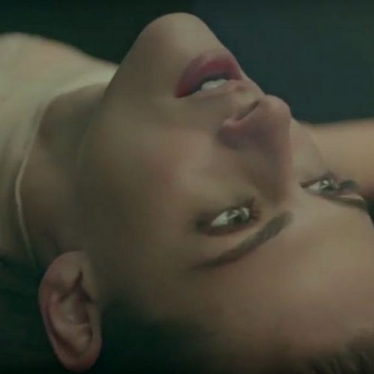 Gabrielle Chanel perfume ad with Kirsten Stewart