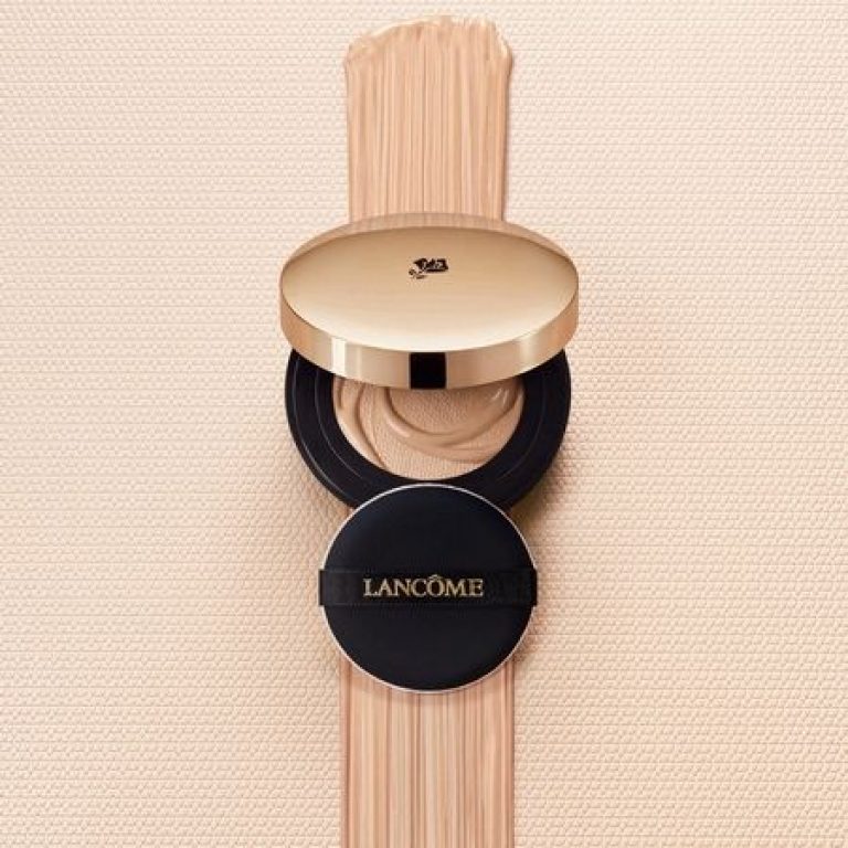 New, the Cushion Teint Idole Ultra