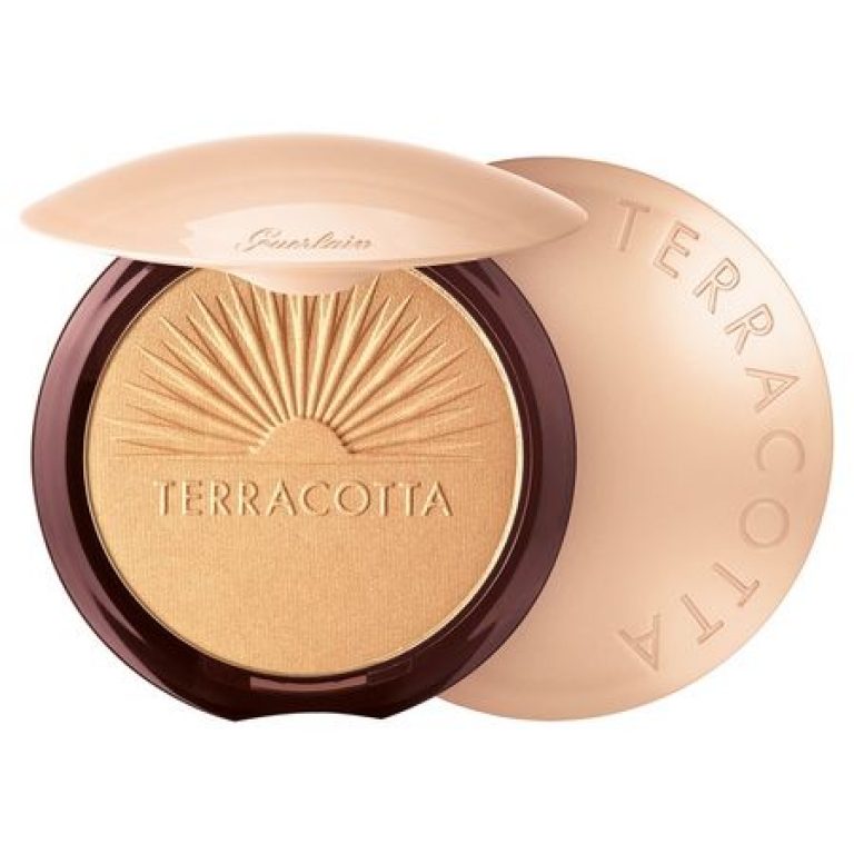 Terracotta Summer Glow, a new illuminator from Guerlain